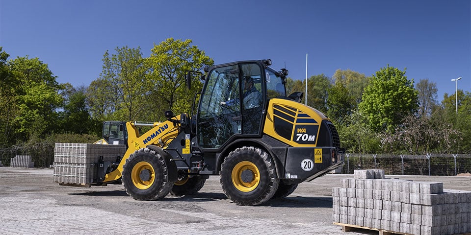 komatsu_wa_70m_action_0362-30-kopieren