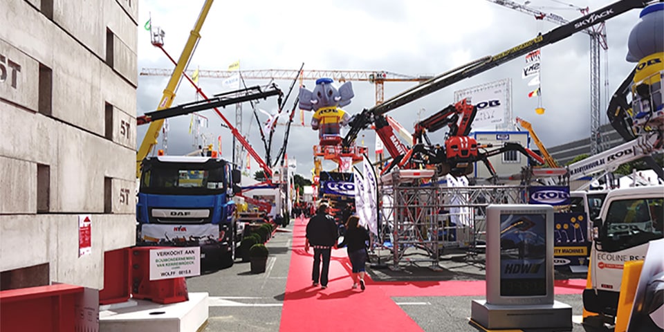 matexpo-gregory-05-rode-loper-kopieren