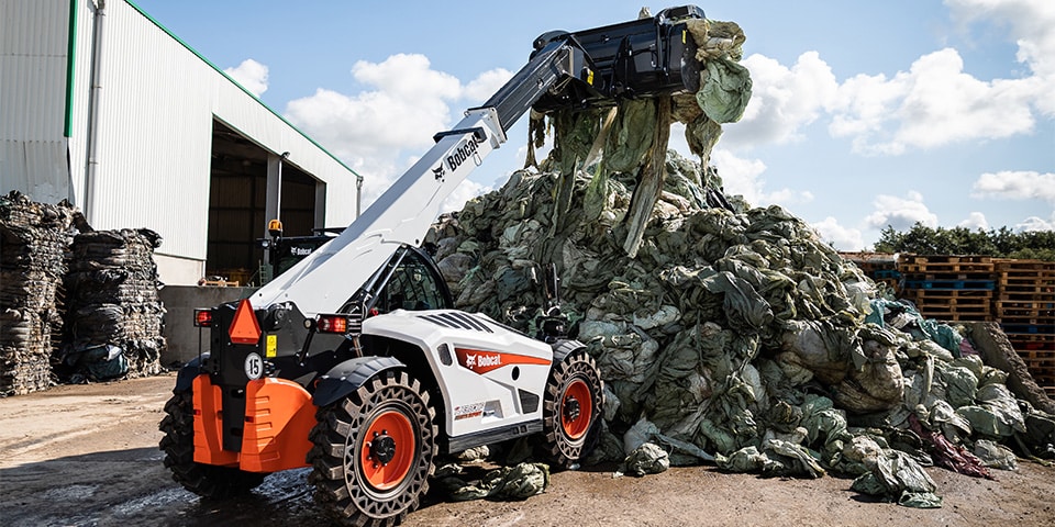 Nieuwe telescopische laders van Bobcat voor afvalverwerking en recycling