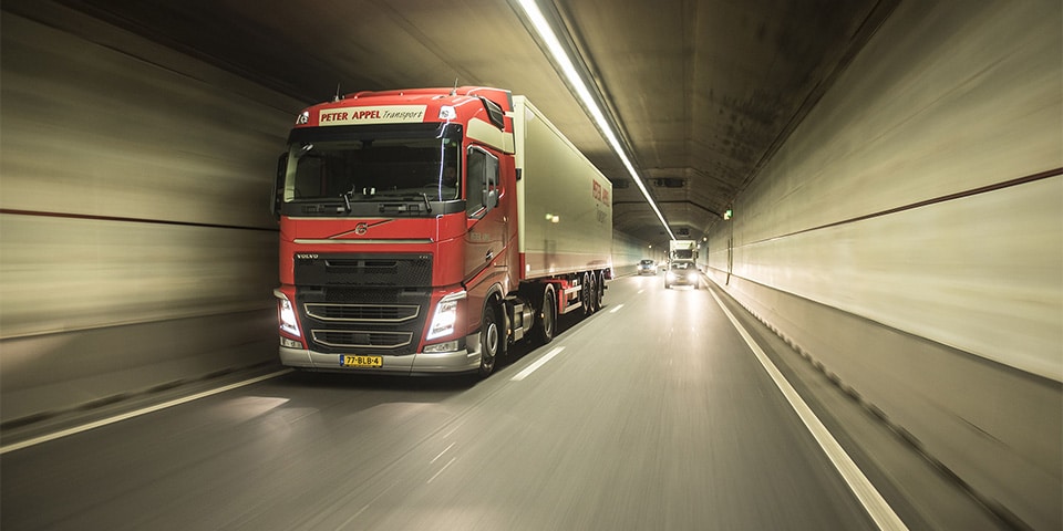 volvo-fh-lng-peter-appel_2_lowres-kopieren