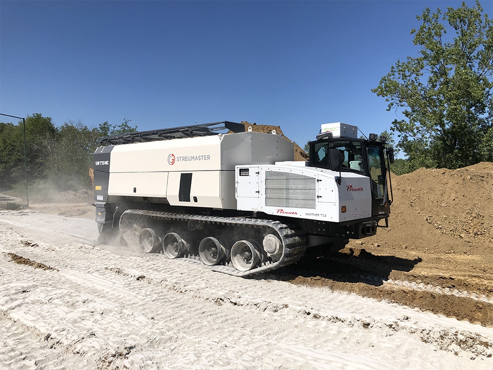 PRINOTH en Streumaster ontwikkelen de grootste off-road kalkstrooier op de markt