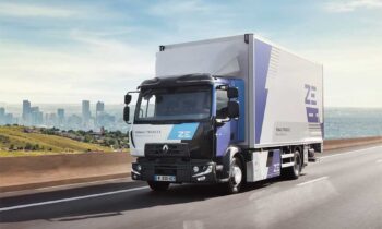 A-Renault-Trucks-electric-range-for-each-segment