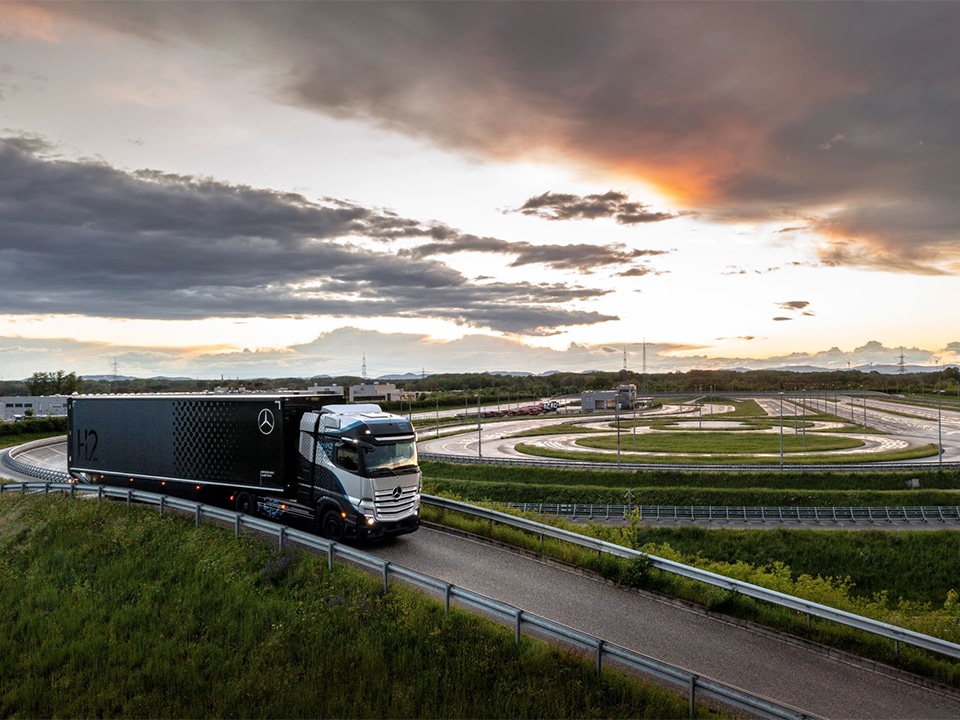 Daimler Trucks begint rigoureuze tests met brandstofcelvrachtwagen