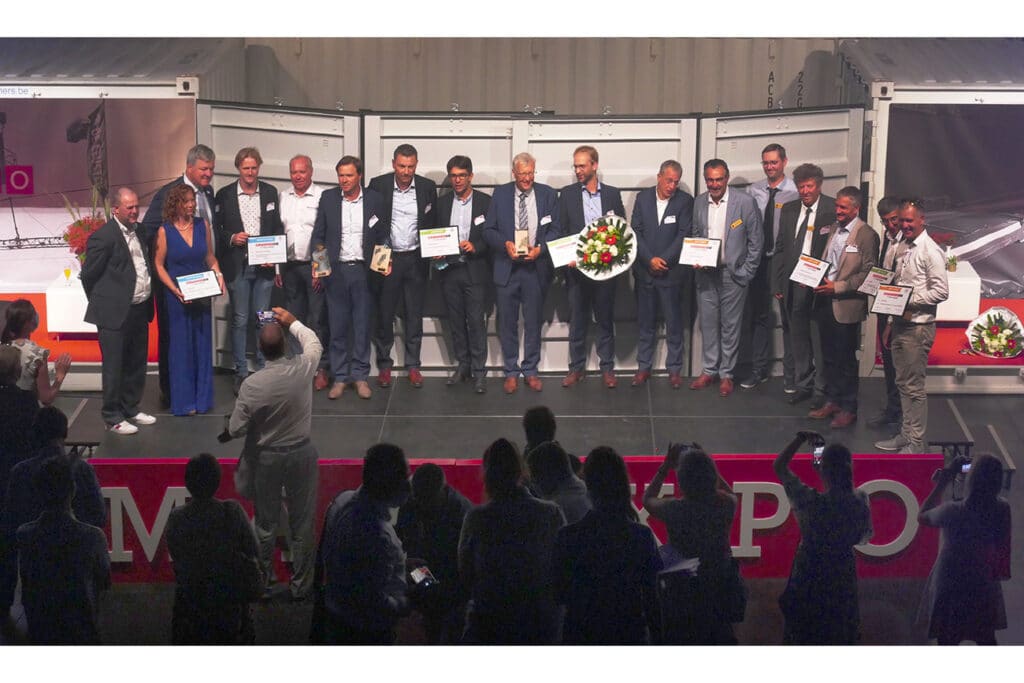 Transparante laadbak van Doosan wiellader wint twee hoofdprijzen
