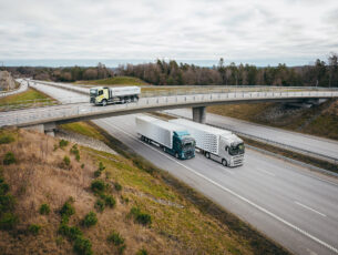 volvo-trucks-making-further-gains-in-fuel-efficiency-and-performance-LR