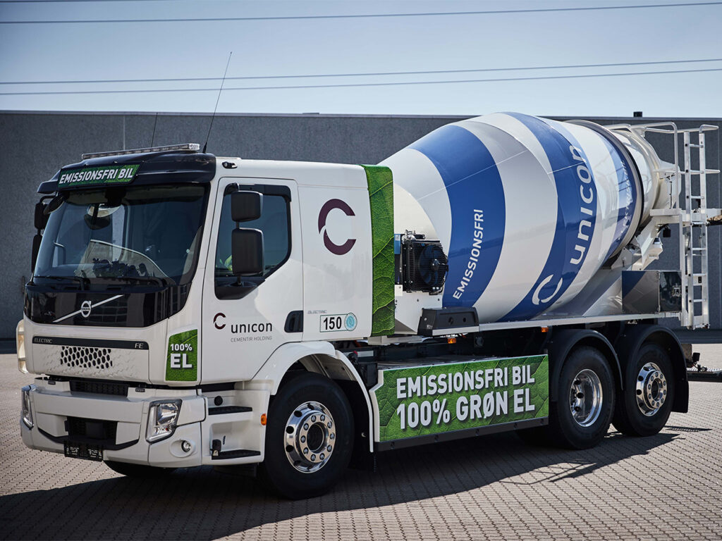 Volvo Trucks: baanbrekende samenwerking om groen transport van beton te versnellen