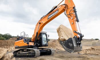 Doosan-DX255LC-7-zware-bak