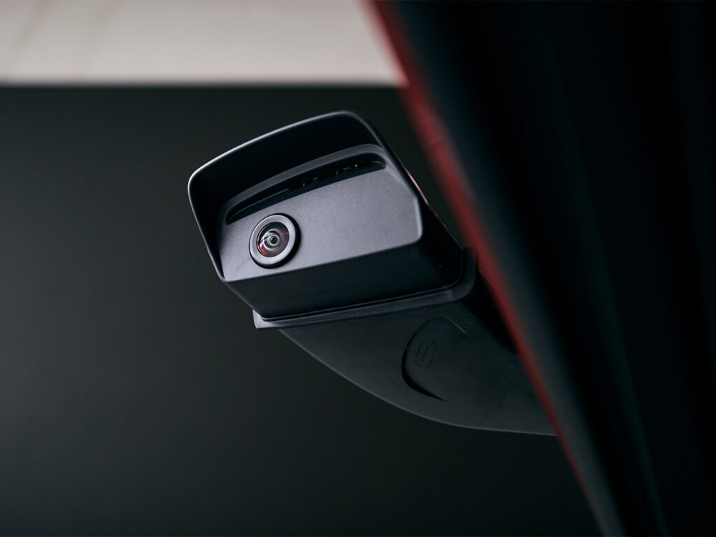 Tweede generatie van de MirrorCam: Mercedes-Benz Trucks verfijnt enkele belangrijke details van het spiegelcamerasysteem