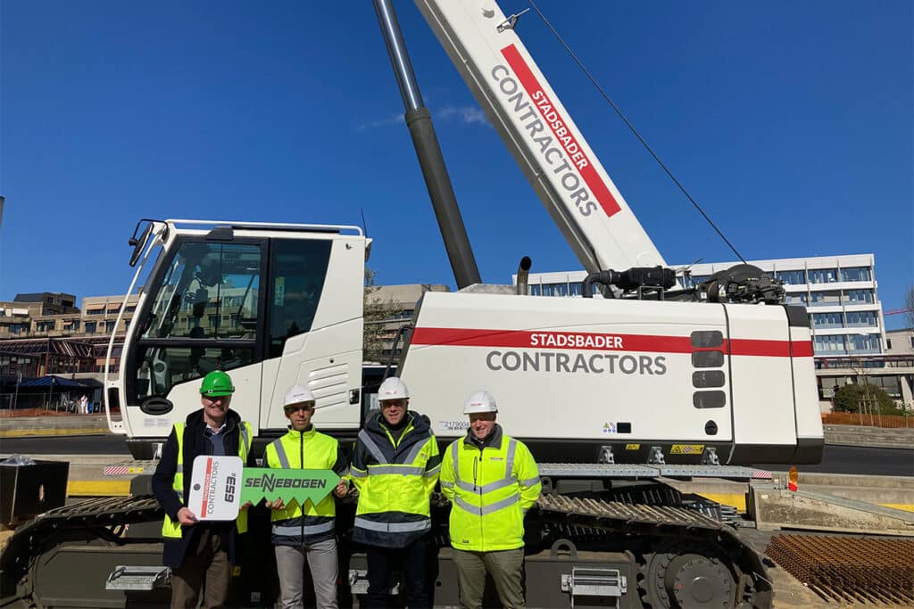 Bij STADSBADER CONTRACTORS werd recent de eerste Sennebogen 653R rupstelescoopkraan geleverd.