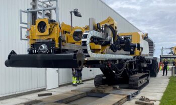 Stilte, hier wordt geboord! 10