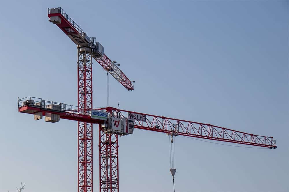 Project De Hallen ondersteund door betrouwbare en krachtige torenkranen