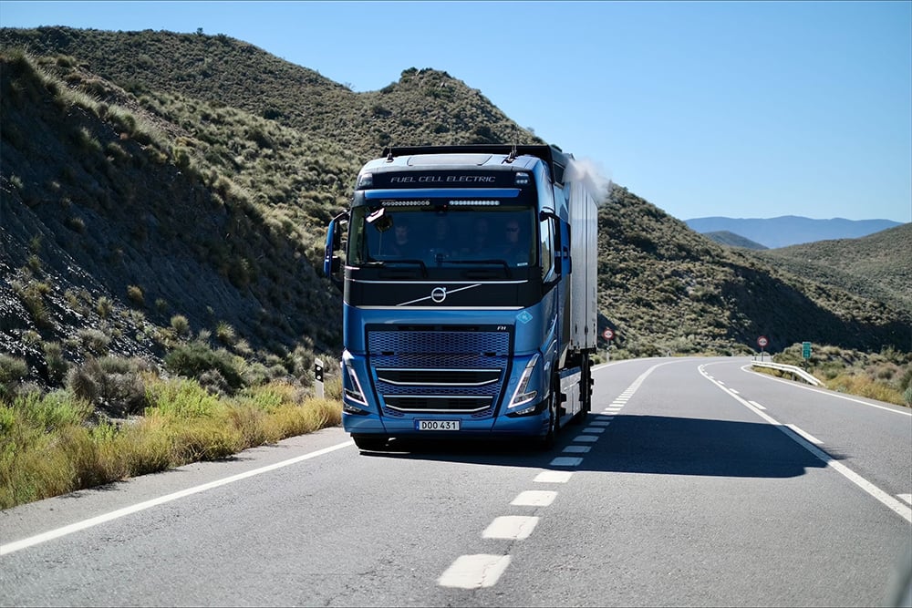Volvo lanceert vrachtwagens aangedreven op waterstof
