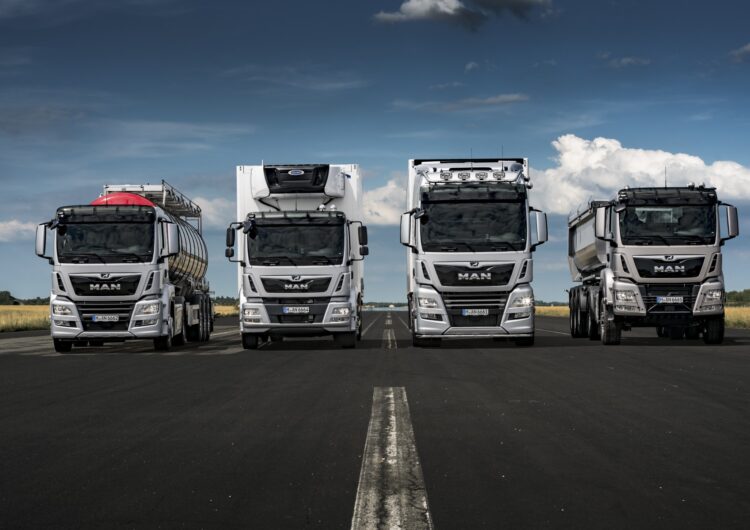 MAN Truck & Bus roept klanten van bepaalde voer- tuigen met D26 Euro 6c-motor, gebouwd tussen 2016 en 2019, op om deze in de werkplaats te laten controleren. 3