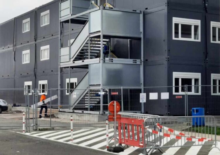 Algeco levert innovatieve en flexibele modulaire constructies, inclusief een breed scala aan 360°-diensten. 2