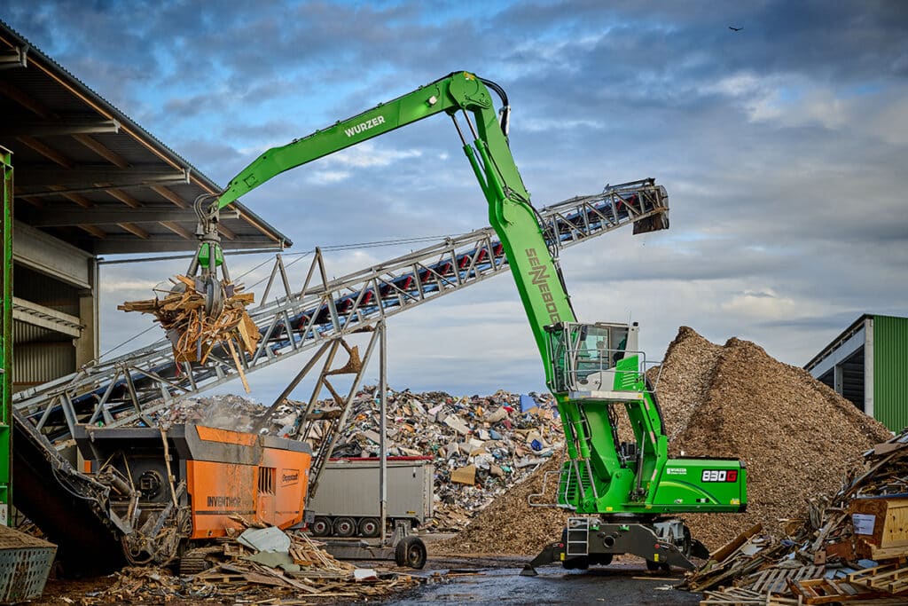 Nieuwe overslagkraan in de G-serie – de SENNEBOGEN 830G