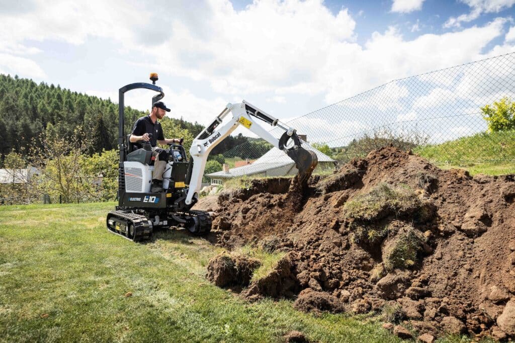 Introductie nieuwe generatie 1-2 ton minigraafmachines tijdens Bauma 2025