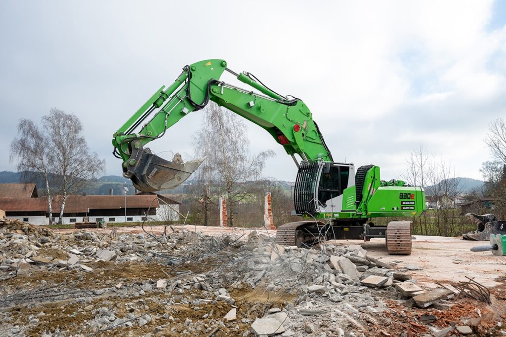 Nieuwe uitrustingsvarianten voor SENNEBOGEN 830E Demolition Vario Tool