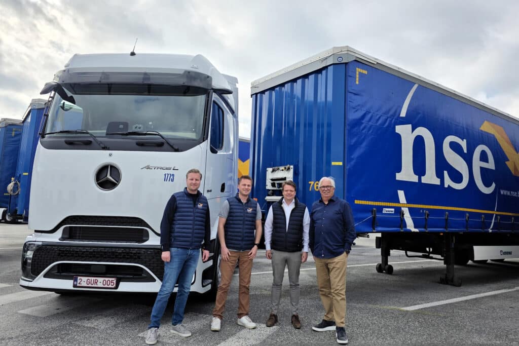 North Sea Express investeert in 45 Mercedes-Benz Actros 1945 LS ProCab-trekkers