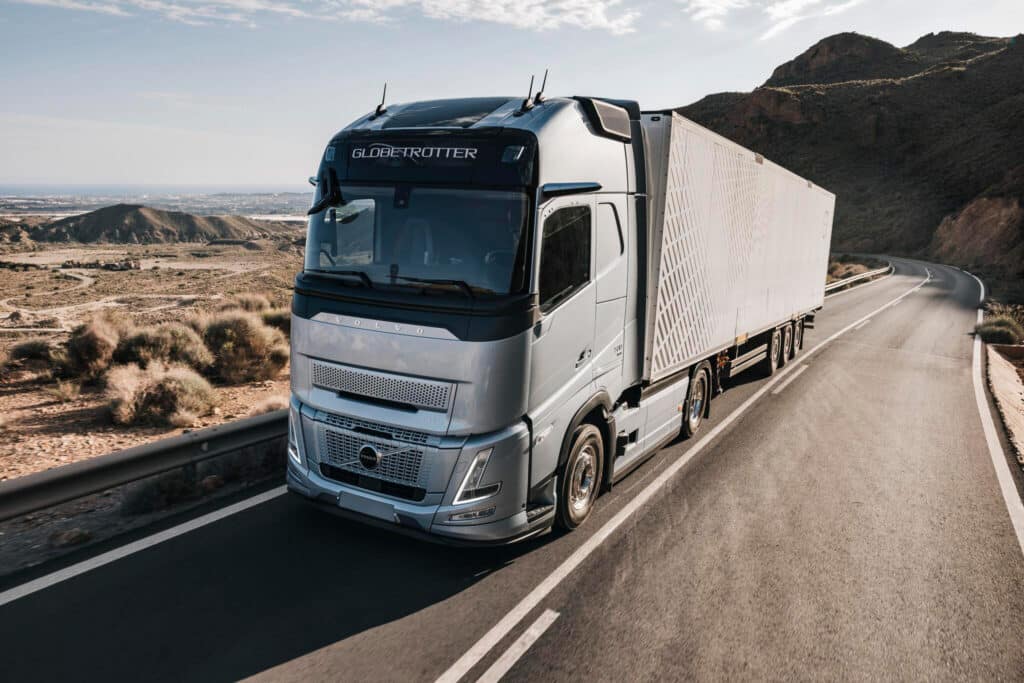 Volvo Trucks lanceert geüpgraded Volvo Dynamic Steering systeem om de veiligheid te vergroten
