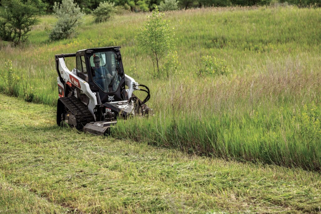Breed Bobcat-assortiment voor schoonmaak en onderhoud in de zomer