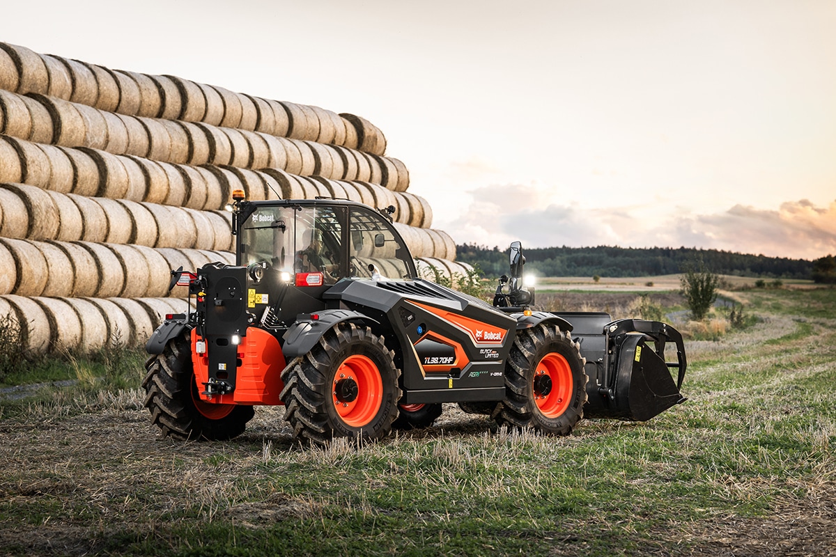 Bobcat presenteert bijzondere Black Limited Edition V-Drive verreikers tijdens Agritechnica 2025 1