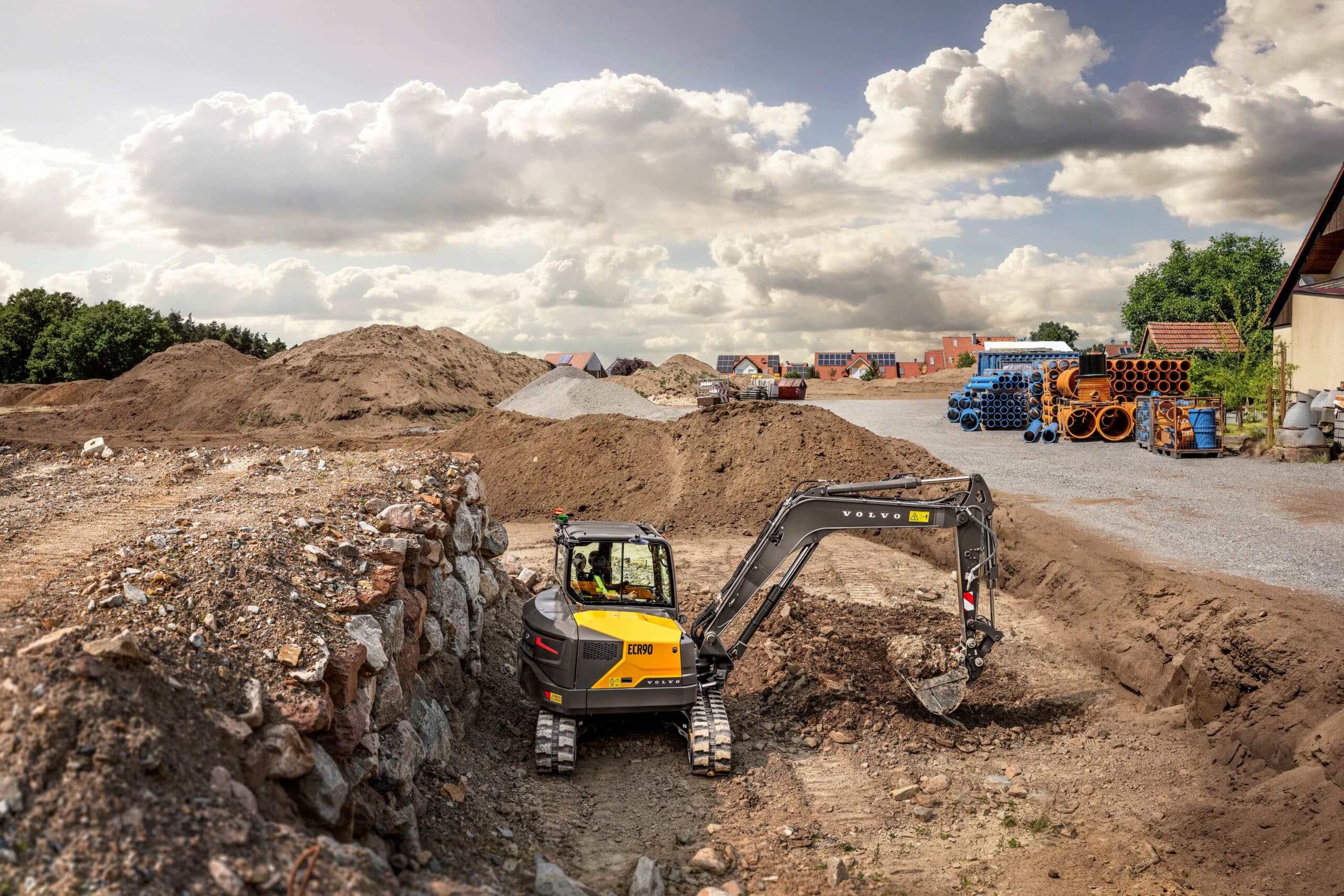 VOLVO CE PRESENTEERT DRIE NIEUWE COMPACTE GRAAFMACHINES 7