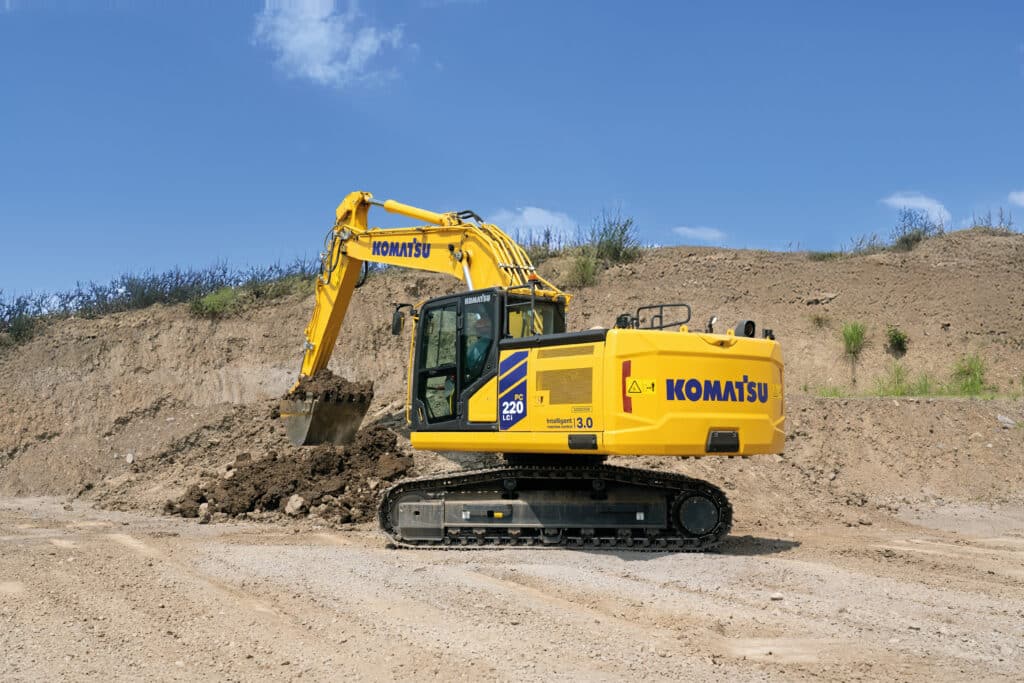 De volledig nieuwe Komatsu PC220LCi‑12: ontwikkeld voor prestaties én machinist. 3