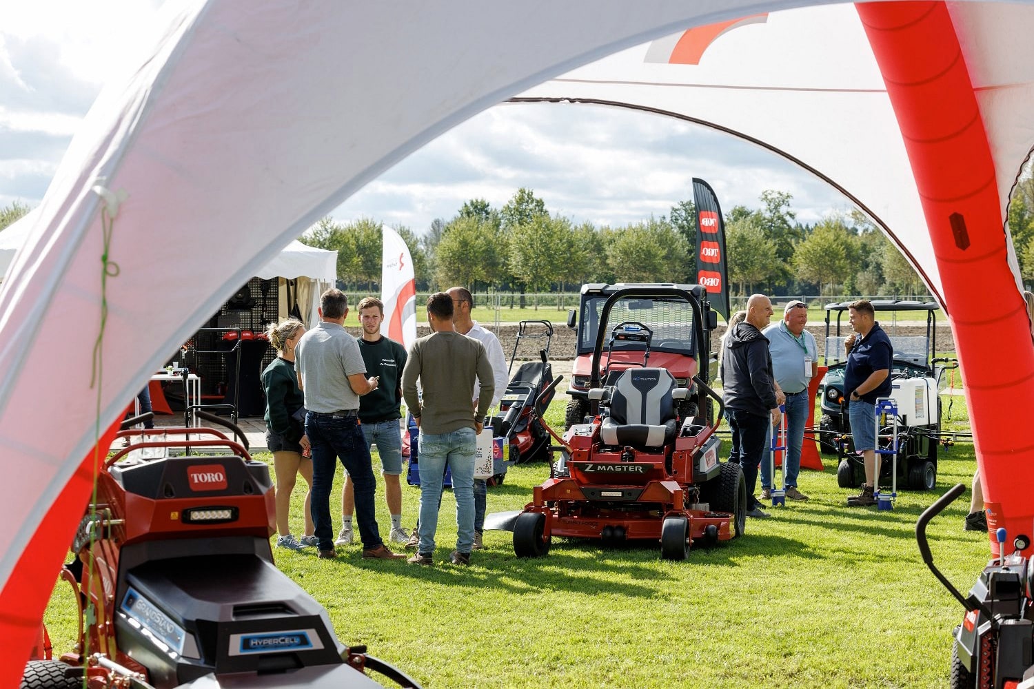Demo Groen & Demo Clean 2026: live demonstraties voor groenbeheer, stadsreiniging en grond/weg/waterbouw 1