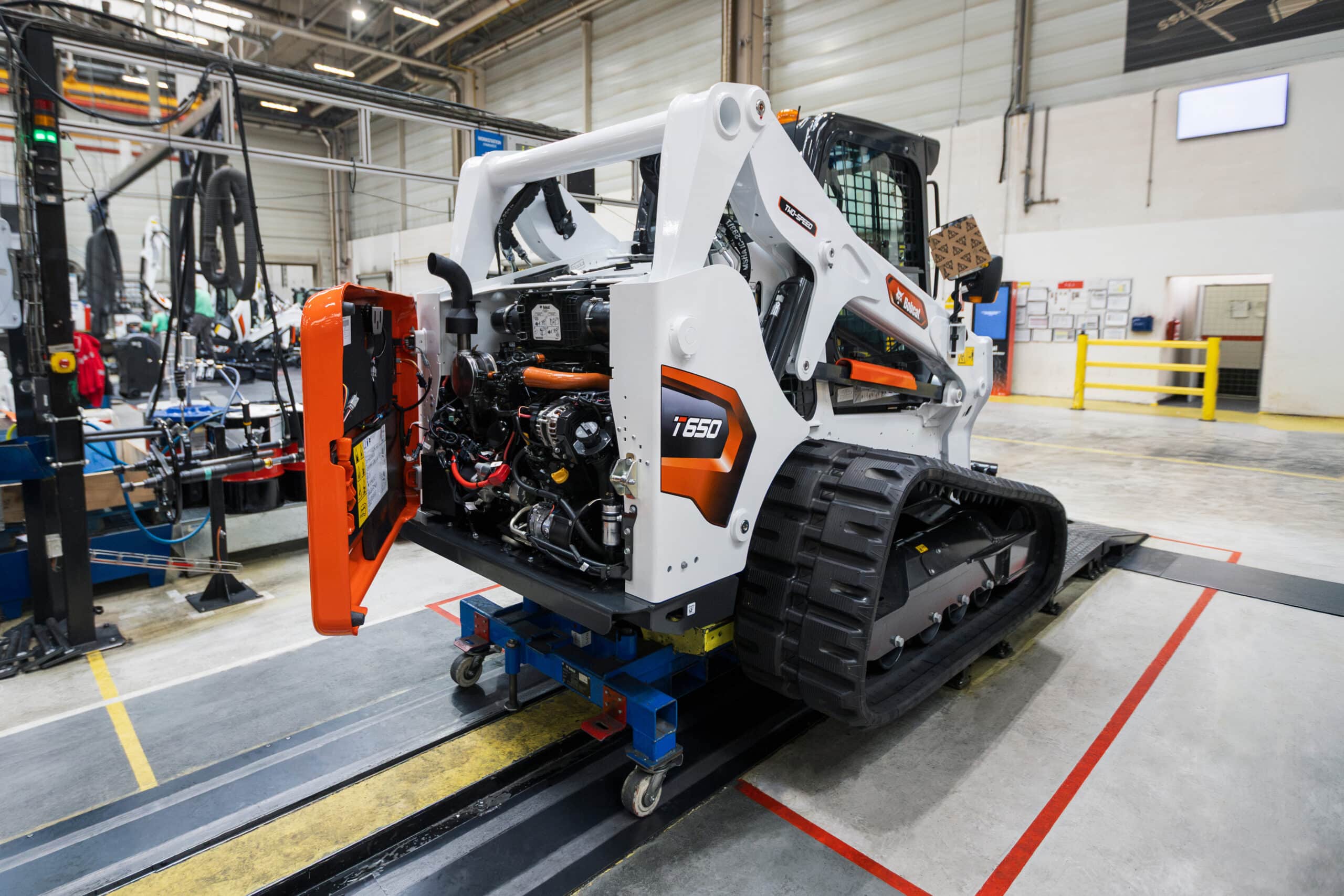  Bobcat start de productie van nieuwe T650 compacte rupslader  5