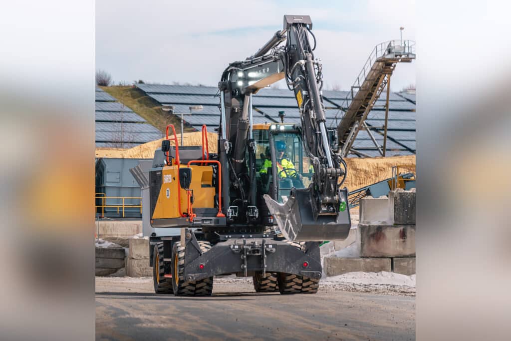Innovatieve EWR150 Electric is de ideale wegenbouwpartner 2